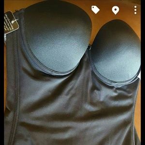 NWT Va Bien strapless bra with garters 36B
